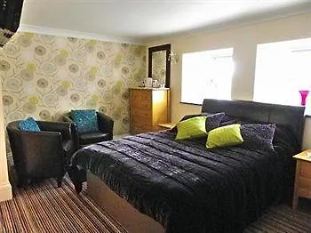 Oak Barn Otel North Hill